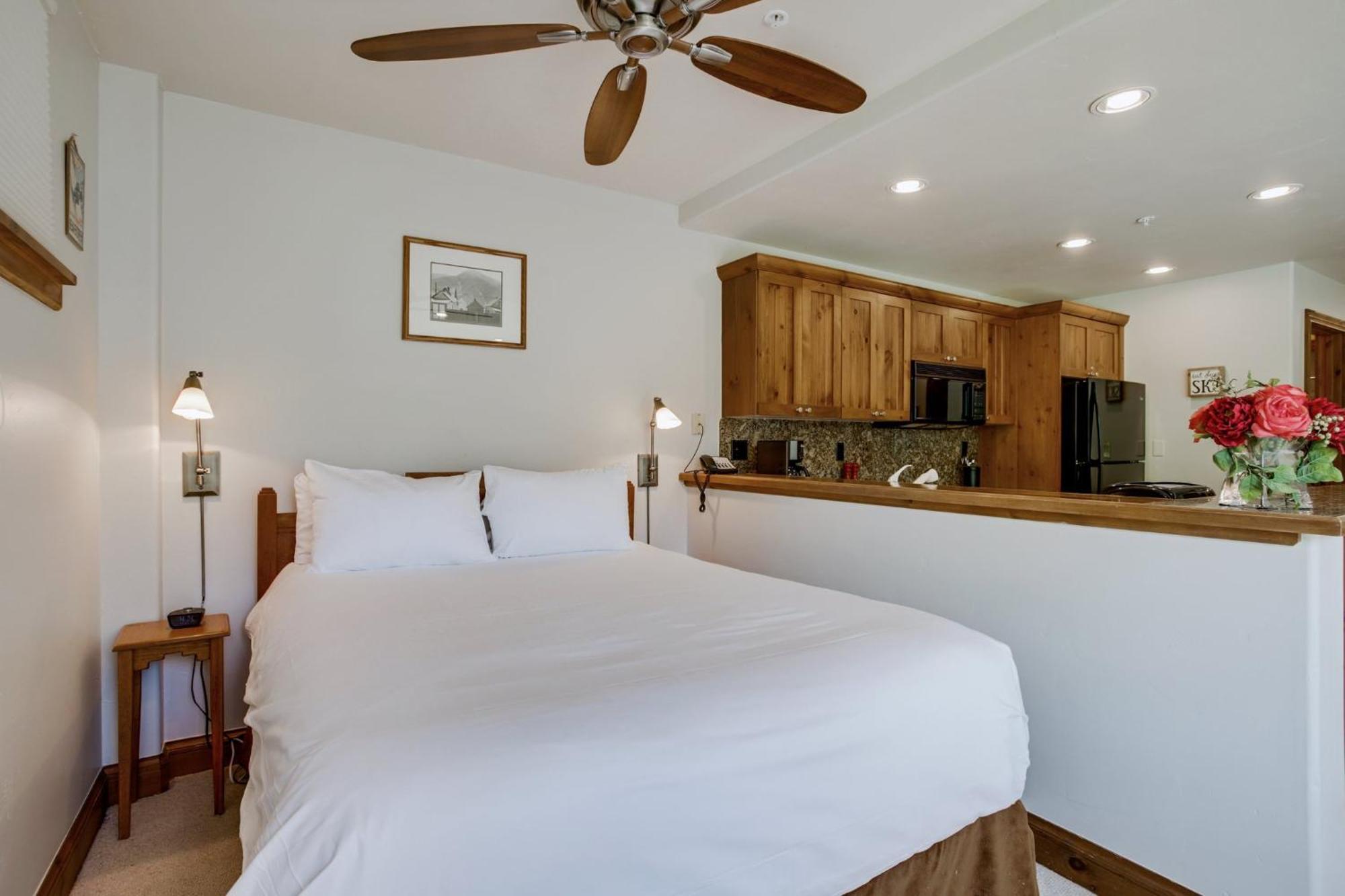 Elkhorn Lodge Эйвон Экстерьер фото